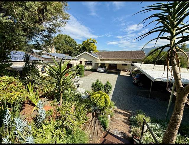 7 BEDROOM HOUSE FOR SALE IN MONTROSE